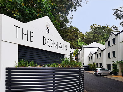 black and white high contrast colour scheme on exterior